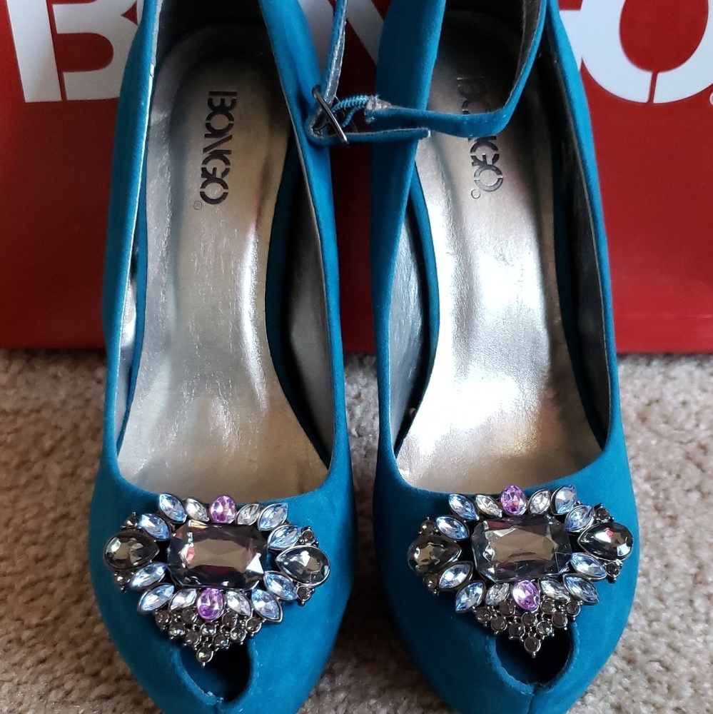 Bongo Stiletto - Picture 3 of 4